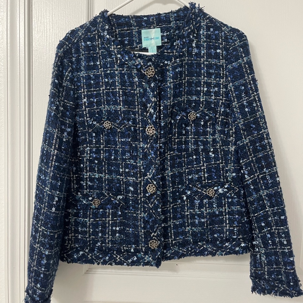 Navy blue tweed blazer with the cutest silver buttons from Old Navy!